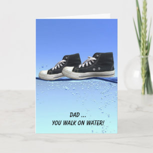 Vatertag-Sneaker, die auf Wasser laufen Karte