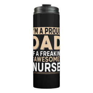 Vatertag Stolz auf Dad einer Krankenschwester Thermosbecher