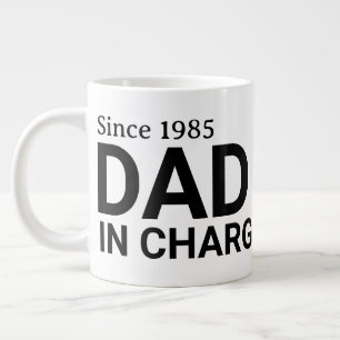 Vatertags-Tasse Dad In Charge seit 1985 Jumbo-Tasse