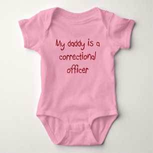 Vati ist ein Korrekturoffizier-Baby-T - Shirt