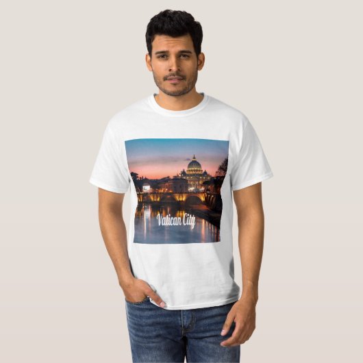 Vatikanstadt am Abend römisch-katholische Kirche T-Shirt (Vorne ganz)