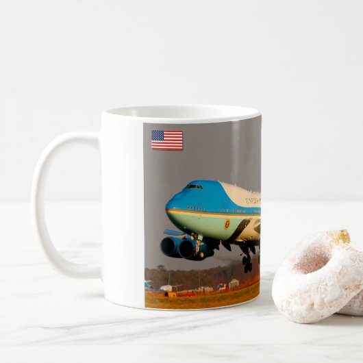 VC-25A (747-200B) KAFFEETASSE (Mit Donut)