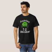 Vegane Brüssel-Sprossen T-Shirt (Vorne ganz)