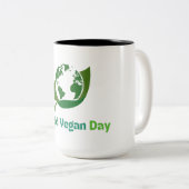 Vegans Day Zweifarbige Tasse (VorderseiteRechts)