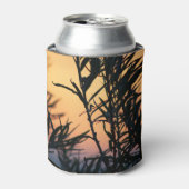 Vegetation bei Sonnenuntergang Dosenkühler (Kanne Vorderseite)