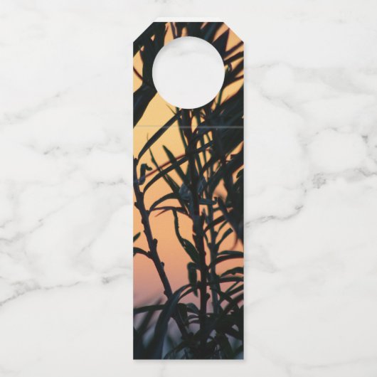 Vegetation bei Sonnenuntergang Flaschenanhänger (Vorderseite)