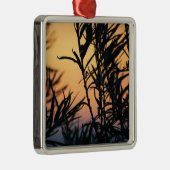 Vegetation bei Sonnenuntergang Ornament Aus Metall (Rechts)