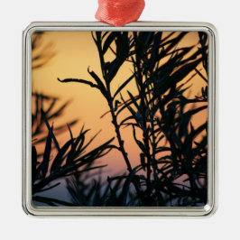 Vegetation bei Sonnenuntergang Ornament Aus Metall