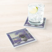 Veilchen in einem Mondglas Glasuntersetzer (Schrägansicht)