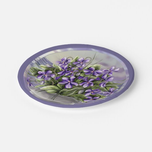 Veilchen in einem Mondglas Pappteller (Schrägansicht)