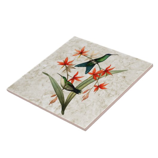 Veilchen mit einer Kappe bedeckte hölzerne Fliese (Seite)