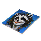 "Velka Teyani" flüstert Raccoon Trickster Fliese (Seite)