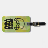 Velma "Smarter als Sie" Grafik Gepäckanhänger (Vorderseite horizontal)