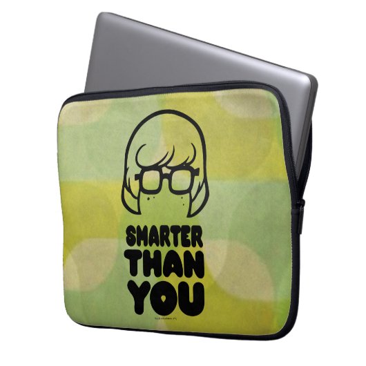 Velma "Smarter Than You" Graphic Laptopschutzhülle (Vorderseite Links)