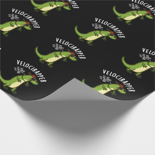 Veloci-rapper Funny Dinosaur Pun Dark BG Geschenkpapier (Ecke)
