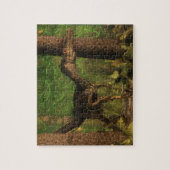 Velociraptordinosaurier im Wald Puzzle (Vertikal)