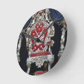 Velvet Luxury Throne Runde Wanduhr (Winkel)