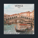 Venedig Italien Gondelbahn Stadtansicht Magnet<br><div class="desc">Schönes Magnet und Souvenir der italienischen Stadt Venedig mit einer Gondel und einem Ausblick auf die Stadt über das beliebte europäische Reiseziel. Es zeigt die berühmten Gebäude der Kanal und eine Gondel. Eine tolle Geschenkidee für Ihre Familie und Ihre Lieben.</div>