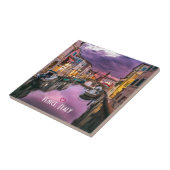 Venedig, Italien - Landschaftlicher Kanal und Vene Fliese (Seite)