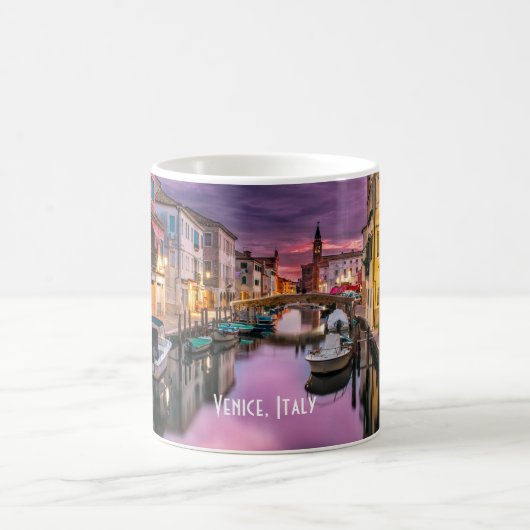 Venedig, Italien - Landschaftlicher Kanal und Vene Kaffeetasse (Mittel)