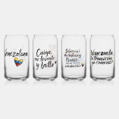 Venezolanos Artísticos – Orgullo, Mujer Venezolana Dosenglas (Hinten)