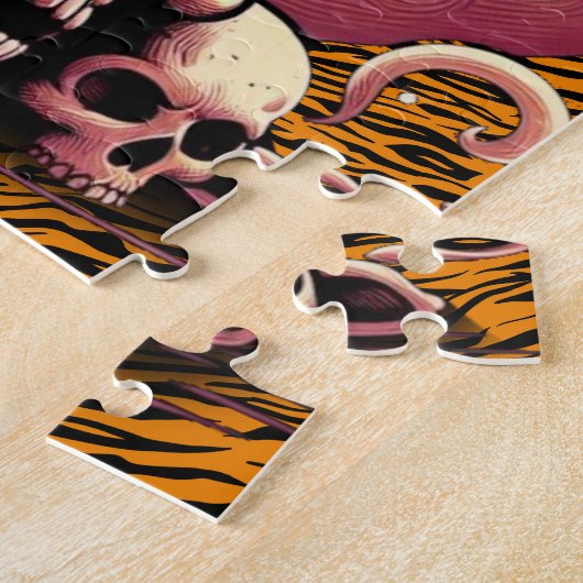 Vengeful Orange Cat, Skulls and Moon Puzzle (Seite)