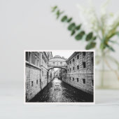 Venice Italy Canal Boat Black & White Postkarte (Stehend Vorderseite)