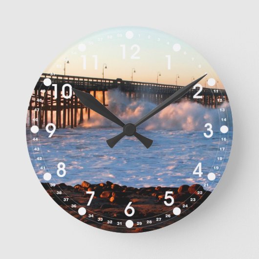 Ventura Storm Pier Runde Wanduhr (Vorderseite)