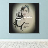 Veränderung ist nicht spektakulär Sport Art Print Leinwanddruck (Insitu (Holzboden))