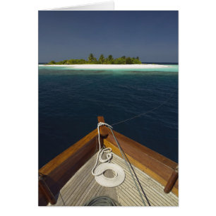 Verankerte Boots-nähernde Insel