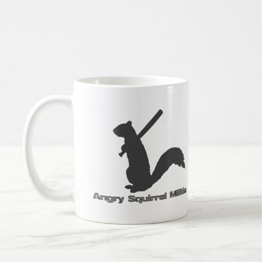 Verärgerte Eichhörnchen-Miliz Kaffeetasse (Links)