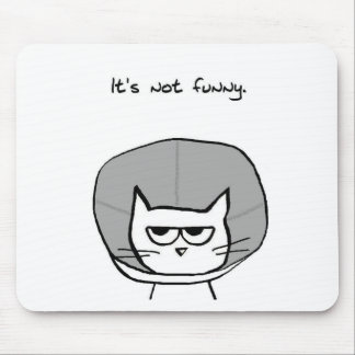 Verärgerte Katze und der Kegel der Schande Mousepad