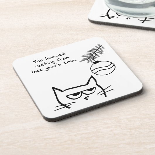 Verärgerte Katze und der Weihnachtsbaum Untersetzer (Linke Seite)