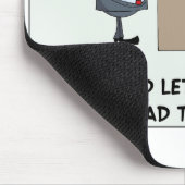 Verärgerter Programmierer schlägt Computer Mousepad (Ecke)