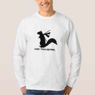 Verärgertes Ninja Eichhörnchen T-Shirt