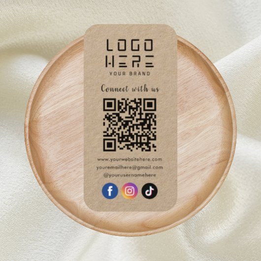 Verbindung mit dem QR-Code der Social Media in den Visitenkarte