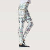 Verblasstes, farbiges 'Schachbrett' in Stoff oder Leggings (Rechts)