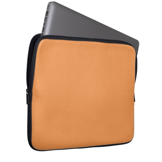 Verblendete Orange (feste Farbe) Laptopschutzhülle (Vorne Rechts)