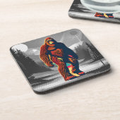 Verborgen in Schlichter Sicht: farbenfroher Bigfoo Getränkeuntersetzer (Linke Seite)