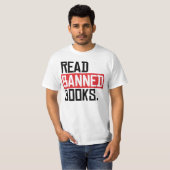 Verbotene Bücher lesen T-Shirt (Vorne ganz)
