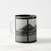 Verbotene städtische Tasse (Vorderseite Links)