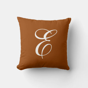 Verbrannt Orange und Weiß Monogramm Wurfkissen Kissen