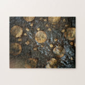 Verbrannte Pepperoni-Pizza mit verkohlter Kruste Puzzle (Horizontal)