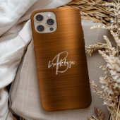 Verbranntes Orange gebürstetes Metall-Schriftmonog iPhone 15 Hülle