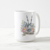 "Verbreite Freundlichkeit" Skelett-Friedenszeichen Kaffeetasse (VorderseiteRechts)