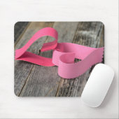 Verbundene Papierherzen auf Holz Mousepad (Mit Mouse)