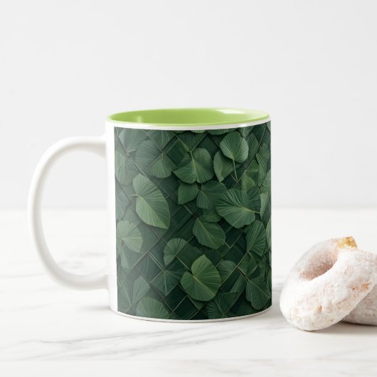 Verdant Rhythm: Tropical Leaf Grid Zweifarbige Tasse (Mit Donut)