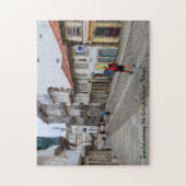 Verdaute Morgenwanderung durch Valenca, Portugal Puzzle (Vertikal)