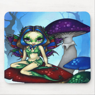 "Verdeckte Fee auf den Pilzen" Mousepad
