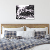 Verdrehter Baum am Waldrand Leinwanddruck (Insitu (Schlafzimmer))